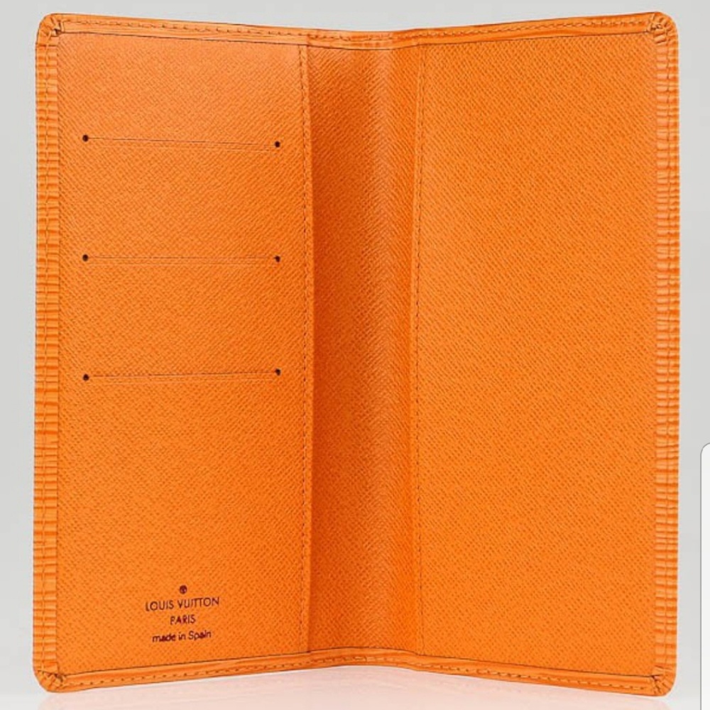 Authentic LV checkbook and credit card holder